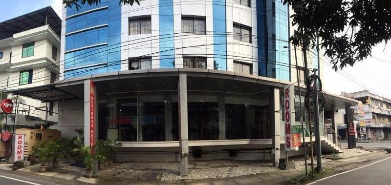 Metro Kochin Business Hotel Exterior photo